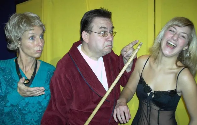 Bild: Theater & Menü mit dem Boulevard Theater Deidesheim