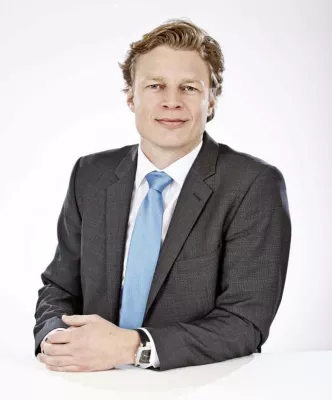 Bild: What’sApp im Auto: Zukunftstechnologien für Car-Infotainment-Systeme präsentiert auf Automotive-Messe