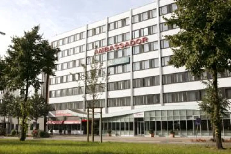 Bild: Neue Hoteldirektorin im Quality Hotel Ambassador Hamburg: Sabine Glissmann bringt internationale Erfahrung mit