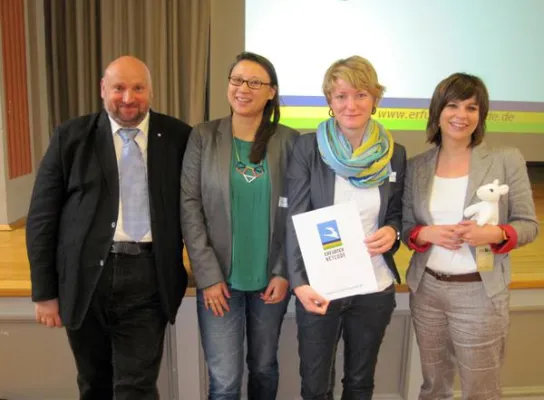 ByLauterbach-Projekt „Clixmix.de“ erhält Qualitätssiegel „Erfurter Netcode“ Bild: ByLauterbach-Projekt „Clixmix.de“ erhält Qualitätssiegel „Erfurter Netcode“