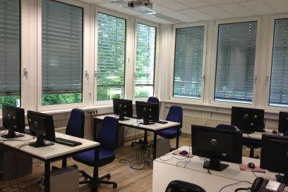 Transcat PLM: von Unterschleißheim nach Ismaning Bild: Transcat PLM: von Unterschleißheim nach Ismaning