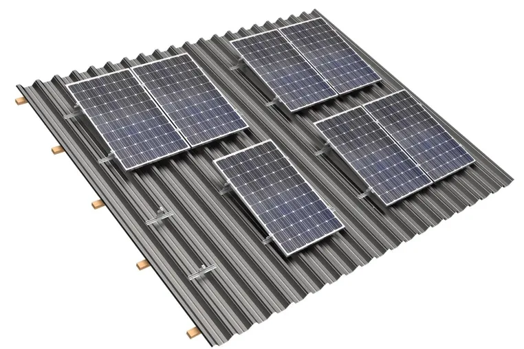 Bild: Aerocompact erleichtert Solarteuren die Montage mit neuem System für Metall- und Schrägdächer