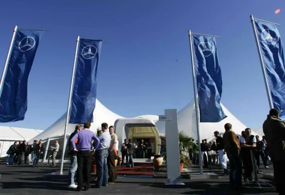 Bild: ART LIFE baute für C-Klasse Eurotraining in Sevilla