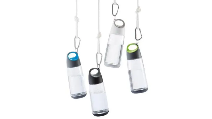 Die Karabiner-Flasche Bopp Mini neu im Red Dot Shop Bild: Die Karabiner-Flasche Bopp Mini neu im Red Dot Shop