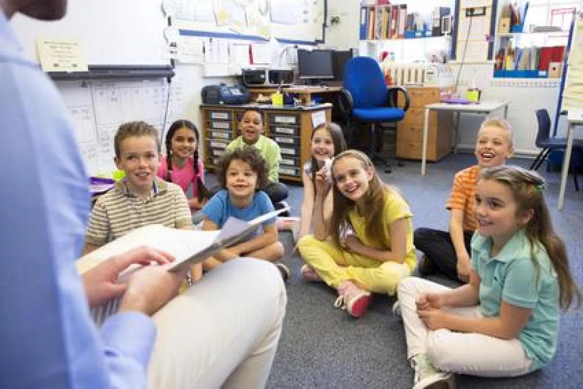 Wer liest was beim Bundesweiten Vorlesetag der Stiftung Lesen? © dglimages / fotolia.com
