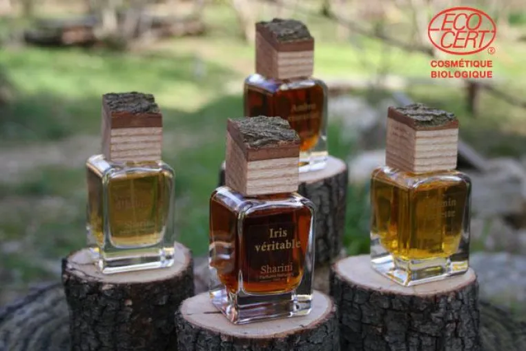 Sharini Parfums Naturels – kostbare Bio Parfums mit individueller Ausstrahlung Bild: Sharini Parfums Naturels – kostbare Bio Parfums mit individueller Ausstrahlung