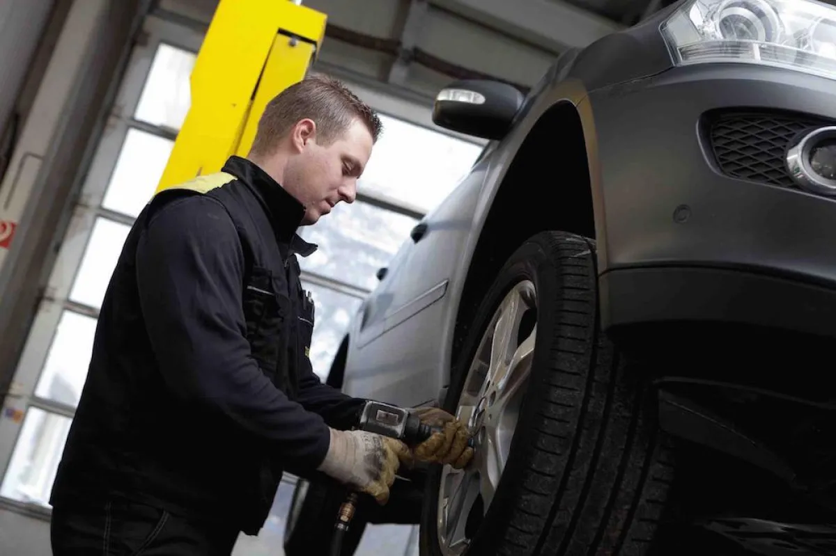 Es ist soweit: Die Zeit für den Wechsel auf Sommerreifen ist gekommen.