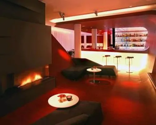 Bild: Coole Hotels für CSD-Fans - Die besten Hotels zur Parade in Berlin, empfohlen von hotels.com