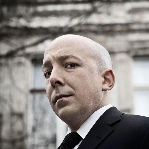 PREMIERENLESUNG „SKIN“ MIT DR. VEIT ETZOLD IM ELLINGTON HOTEL BERLIN Bild: PREMIERENLESUNG „SKIN“ MIT DR. VEIT ETZOLD IM ELLINGTON HOTEL BERLIN