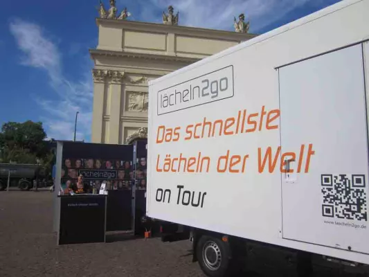 Bild: Das schnellste Lächeln on Tour