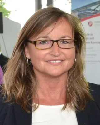 Bild: Außendienstmitarbeiter weiterhin Engpassfaktor -Top 100 Studie untersucht Recruitingstrategien von Unternehmen