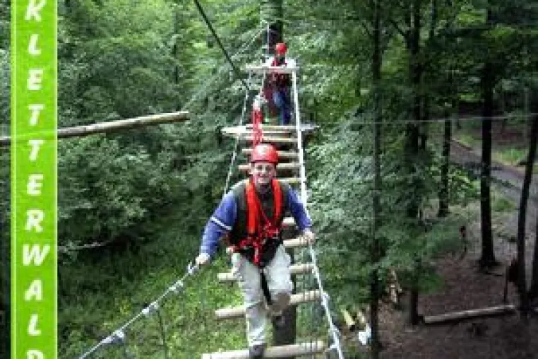 Bild: Eröffnung des Kletterwald Gera am 30. August 2008