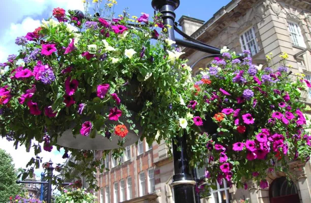 Bild: Zum ältesten Pub Großbritanniens: Unterwegs im historischen England und Wales