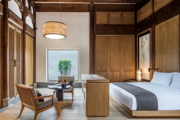 Aman im 30. Jubiläumsjahr Bild: Aman im 30. Jubiläumsjahr