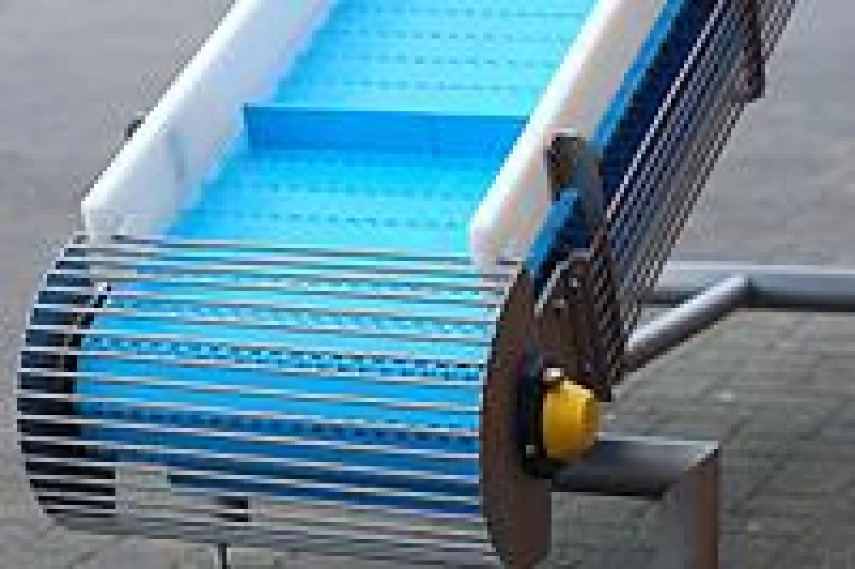 SuperClean Bandförderer-Produktfamilie für Kunststoffmodulbändern von Apullma