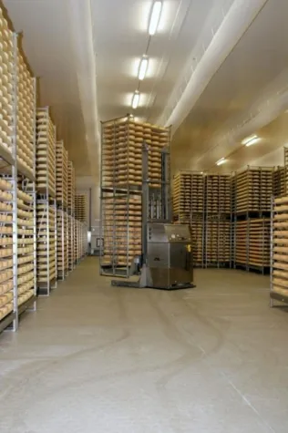 Fahrerloses Transportsystem - Alles für den Käse Bild: Fahrerloses Transportsystem - Alles für den Käse
