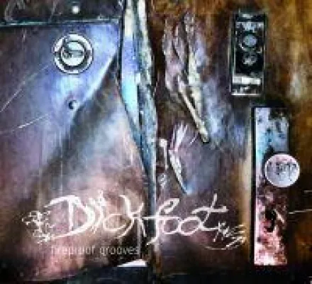Bandstudio abgebrannt: Dickfoot - Comeback nach dem Feuer / CD-Release Konzert am 26.8. Bild: Bandstudio abgebrannt: Dickfoot - Comeback nach dem Feuer / CD-Release Konzert am 26.8.