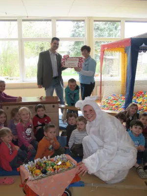 Bild: NSCON - Osteraktion	-	April 2012