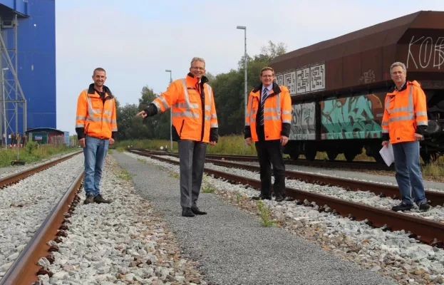 Neue Gleise für die Hafenbahn in Wilhelmshaven Bild: Neue Gleise für die Hafenbahn in Wilhelmshaven