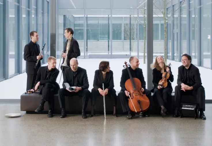 Das E-MEX-Ensemble spielt in der Folkwang Universität der Künste Essen Bild: Das E-MEX-Ensemble spielt in der Folkwang Universität der Künste Essen
