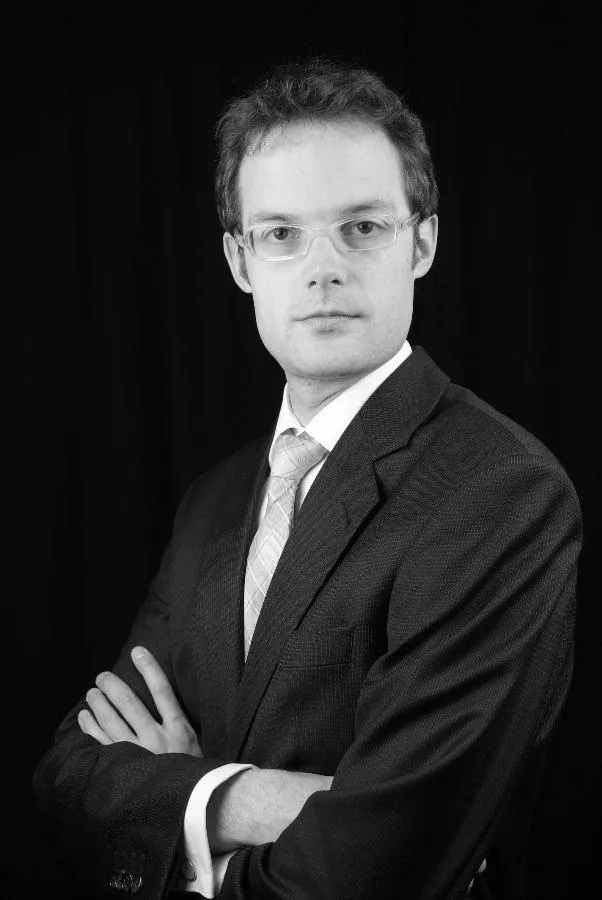 Rechtsanwalt und Fachanwalt für Versicherungsrecht Dr. Florian Schlenker