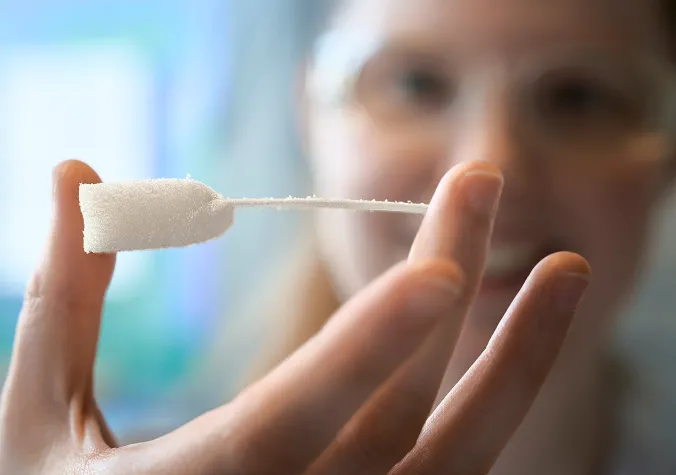 Bild: Polyurethan mit Formgedächtnis: Aus Folie wird Schaum