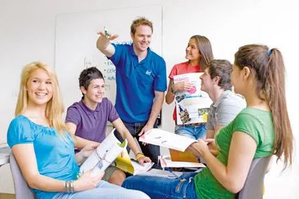 Bild: Kostenlose Englisch-Probestunde für Schüler: EF Sprachreisen stellt neues Lehrkonzept vor