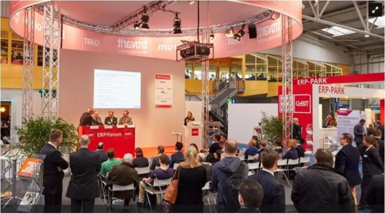 Bild: Experten diskutieren auf CeBIT 2016 über Datensicherheitskonzepte für Mittelstand rund um Industrie 4.0