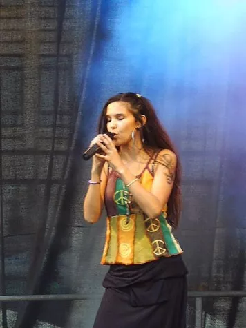 Bild: Rania Zeriri fasziniert am 11. Dresdner Stadtfest