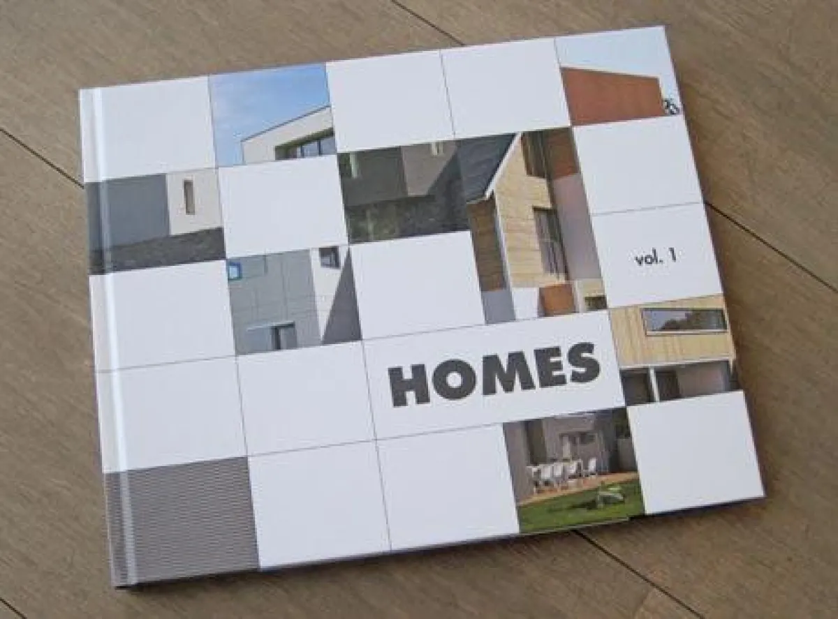 Das druckfrische Architekturbuch „Homes vol. 1“
