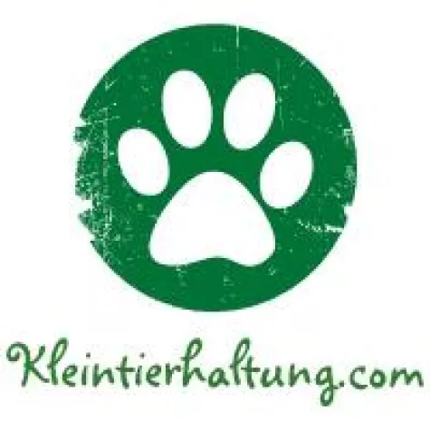 Bild: Tierblogger testet verschiedene Katzenfutter Sorten auf Qualität und Geschmack
