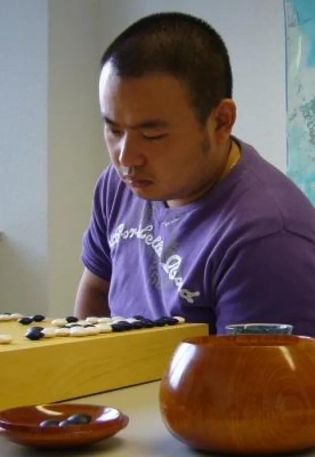 Der neue Deutsche Meister 2007: Zou Jin, 6 dan