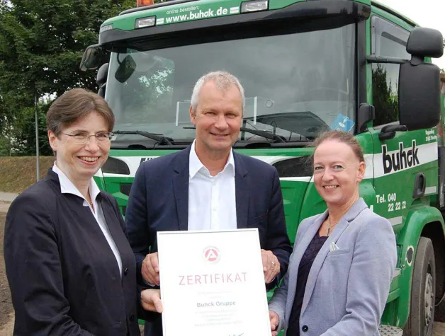 Ausgezeichnet: Ausbildungsengagement der Buhck Gruppe Bild: Ausgezeichnet: Ausbildungsengagement der Buhck Gruppe