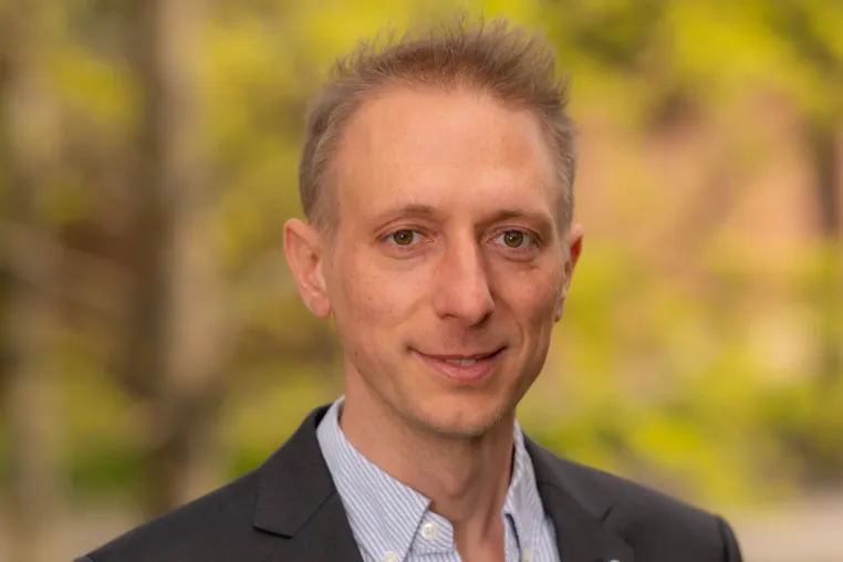 Bild: Simon Elsässer als Alexander von Humboldt-Professor ausgewählt