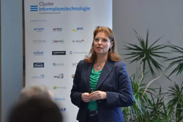 Bild: CCC Software zeigt Energiemanagementsoftware auf Enertec