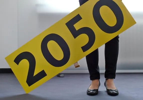 Bild: Staatskanzlei: dbb jugend nrw zeigt Rentenungerechtigkeit auf Zeitstrahl