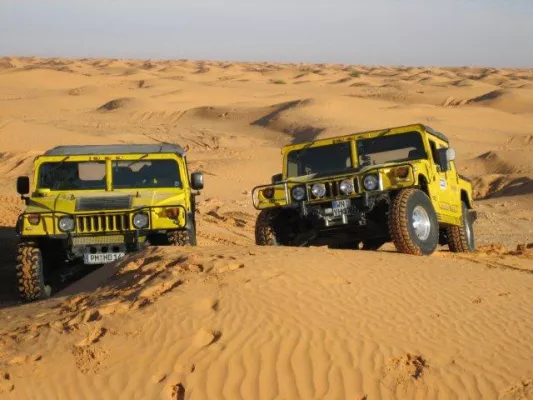 Bild: yellowhummer startet mit Hummer-Events in das Jahr 2007