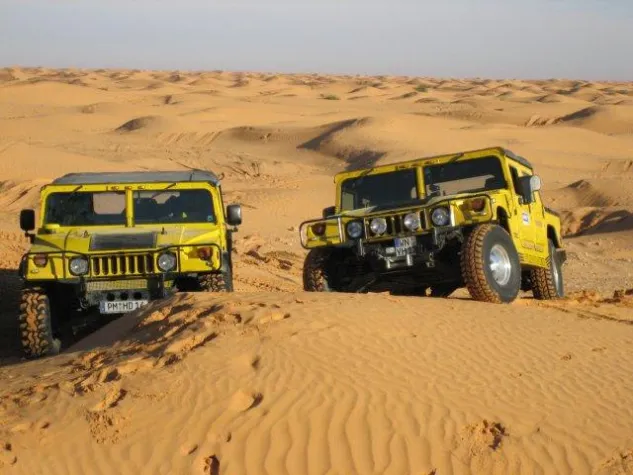 Bild: yellowhummer startet mit Hummer-Events in das Jahr 2007