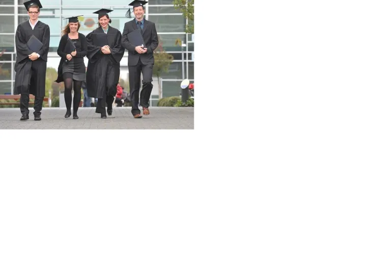 Bild: Einstieg zum MBA und zur Promotion über die Zusammenarbeit mit der Leadership-Kultur-Stiftung