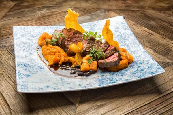 „Kolumbus-Tag“ am 12.10. 2018: Kulinarische Entdeckungsreise im Restaurant Columbus vom Hotel Hafen Flensburg Bild: „Kolumbus-Tag“ am 12.10. 2018: Kulinarische Entdeckungsreise im Restaurant Columbus vom Hotel Hafen Flensburg