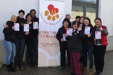 Bild: "zoolove by zooplus" spendet über 17.000 Euro an die Tiertafel München