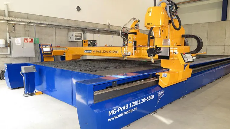 Plasmaschneidanlage mit viel Flexibilität - Marti Technik entscheidet sich für MicroStep Bild: Plasmaschneidanlage mit viel Flexibilität - Marti Technik entscheidet sich für MicroStep