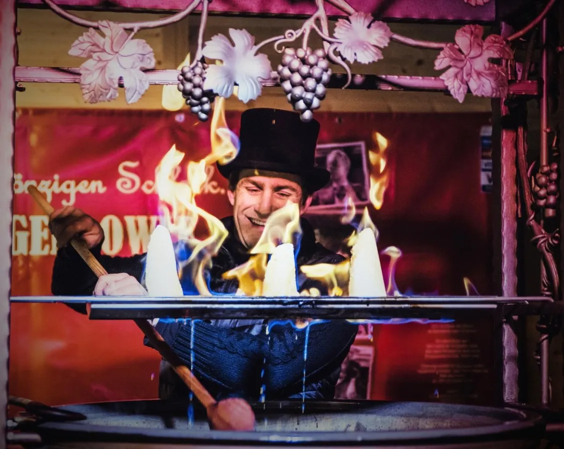 Feuerzangenbowle im Nikolaiviertel - als Getränk und als Film (Foto: v. Paster)