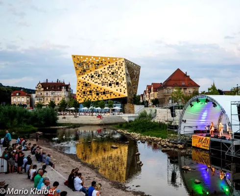 Bild: Seebühne von GEMCO Veranstaltungsmedien ist wieder eines der Highlights des Gmünder Sommers