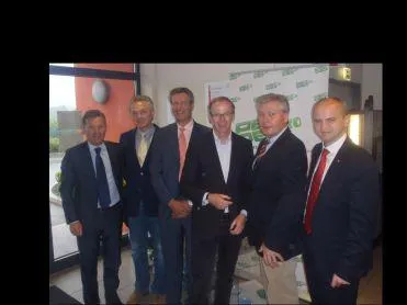 PET to PET europaweit führend im Bereich Bottle-to-Bottle-Recycling Bild: PET to PET europaweit führend im Bereich Bottle-to-Bottle-Recycling