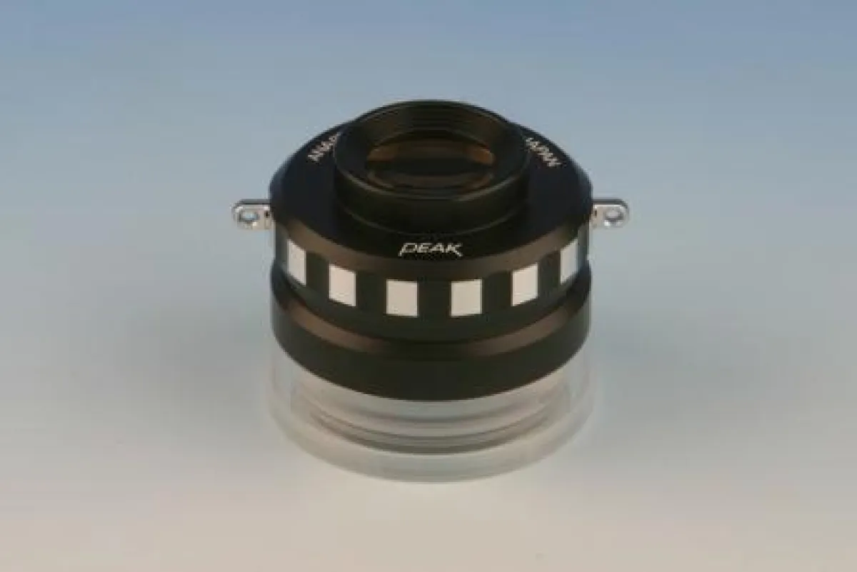 Keine Verzeichnung oder Farbverfälschung - die Messlupe 1990