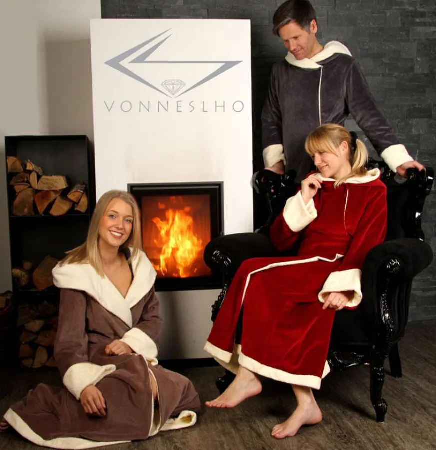 V O N N E S L H O weitaus mehr als nur Badekultur