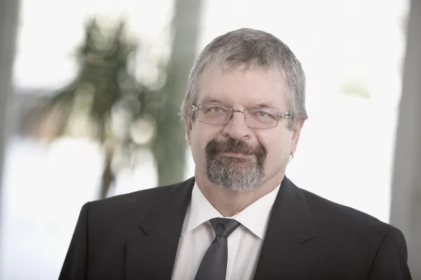 Bild: GibConsult Firmengründer ist Autor des neuen „FIDIC Users‘ Guide“