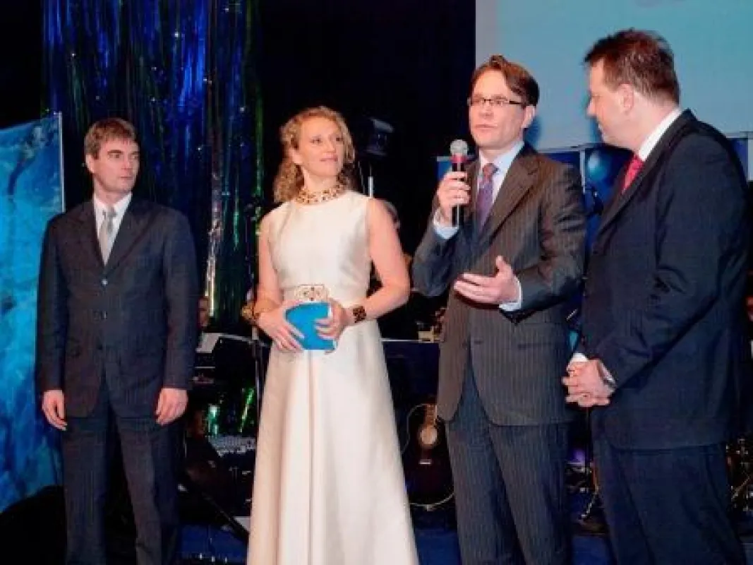 Thomas Rheinhard (GM Leipzig Marriott Hotel), Julia Westlake (Moderatorin), Dirk Schöbel (Renaissance Karlsruhe Hotel), Hansjörg Hefel (GM Frankfurt Marriott Hotel) (v.l.n.r.)