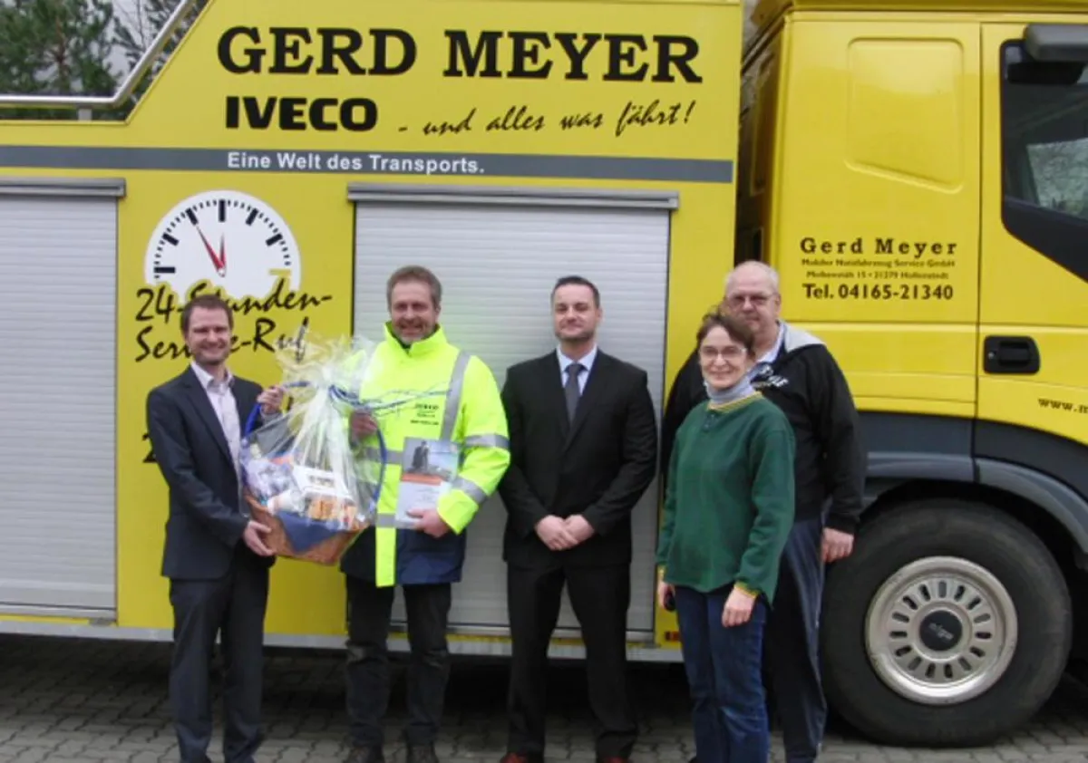 Starkes Team in der Pannenhilfe: Gerd Meyer und DKV Euro Service feiern 25-jähriges Jubiläum.